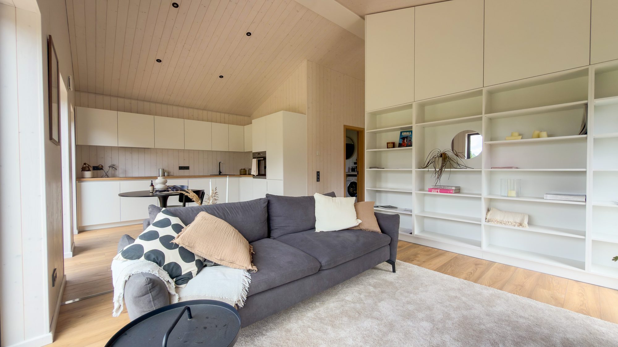 Living 80 living area
